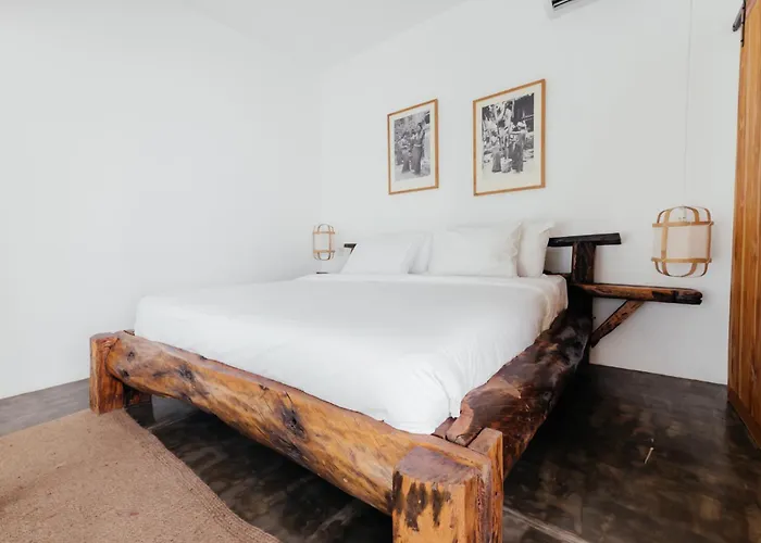 Villa Hola & Lofts Uluwatu (Bali)