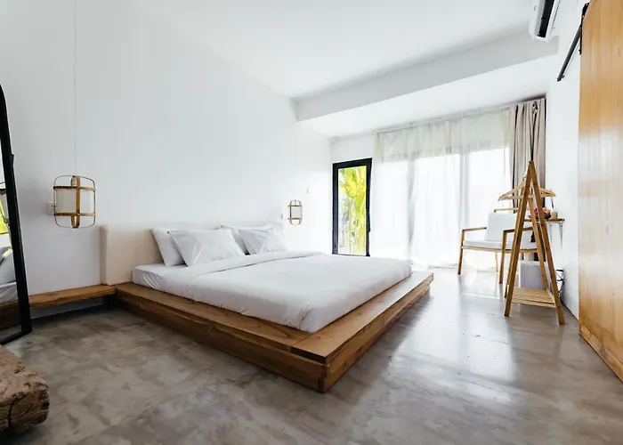 Hola & Lofts Uluwatu (Bali)