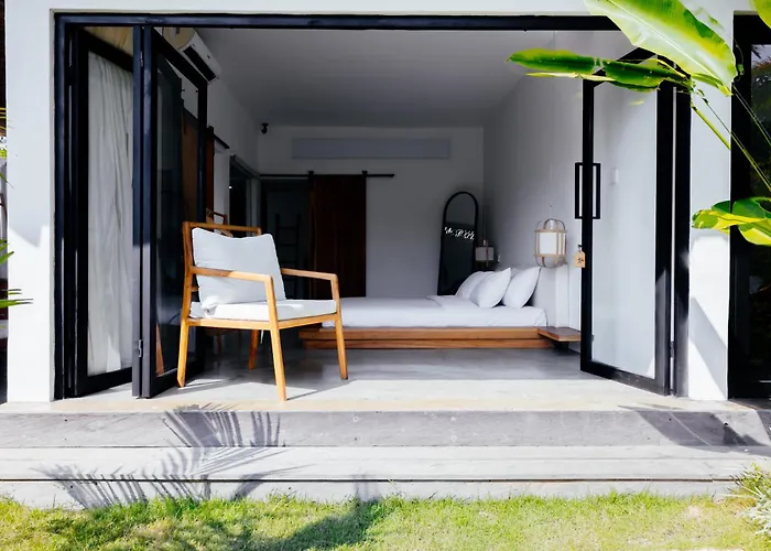 Villa Hola & Lofts Uluwatu (Bali)